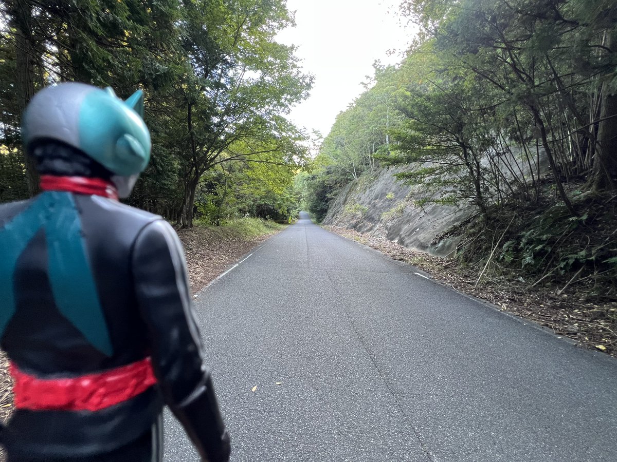 2045Fb's tweet photo. 変身への道 https://t.co/v5xMHSL4h7