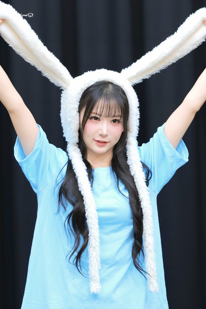 MapleSyrup_1220's tweet photo. 261003 🦦

너무 졸려서 삐진 아기토끼..ㅋㅋㅋ

#카에데 #트리플에스 #tripleS 
#Kaede #かえで #山田楓 
#MapleSyrupKaede https://t.co/Ox4Cy32uDm