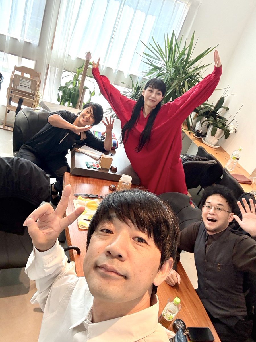 block244's tweet photo. 宮崎県都城市で開催される
《本とごはんのフェスティバル》
西加奈子さんの『孫係』を朗読は
無事に終了しました😌

服部さん、樋口さん、そしてよーよーさん。とってもいい作品をお届けできた気がしています。会場の森の駅NATUOの皆様もありがとうございました！

　　私には、夢のような時間でした https://t.co/ijioMcJbXW