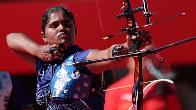 sardesairajdeep's tweet photo. A STAR IS BORN: 17 year old Kumkum Mohod follows up her team gold with a historic individual archery gold , India’s first ever individual gold in recurve archery , an event dominated by the Koreans. WOMEN SHINING at the Asian Games 2026! Jai Ho 🇮🇳 https://t.co/JjTWAtpMjD