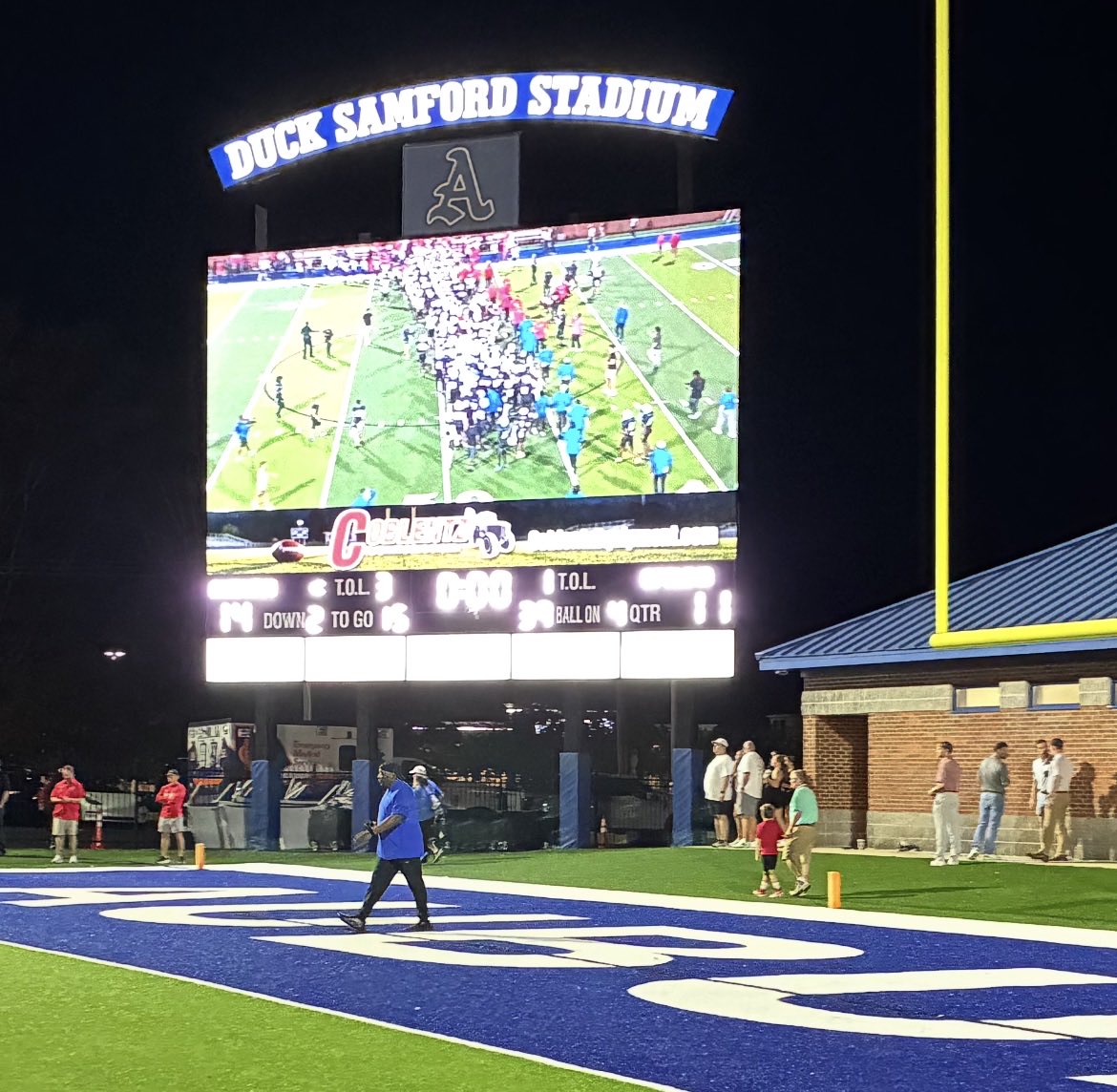 ronanders2020's tweet photo. Tigers Win! Proud of AHS @CityofAuburnAL @AuburnCityEdu @AHSALFBRECRUIT @AuburnHighFB https://t.co/4J6dEqqXgC