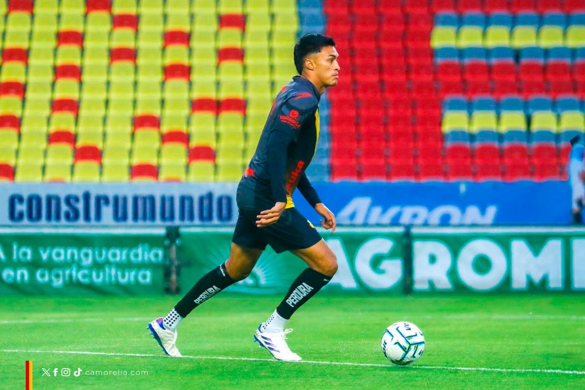 C_A_Morelia's tweet photo. Después de una intensa lluvia, cerramos preparación para disputar la fecha 11 del campeonato en casa 🫵🔥

🆚 @Coyotes_Oficial 
🏟️ Estadio Morelos
🗓️ 03 de octubre
⏰ 19:00 horas

#DelCanarioSoy https://t.co/IRO7MFMdun