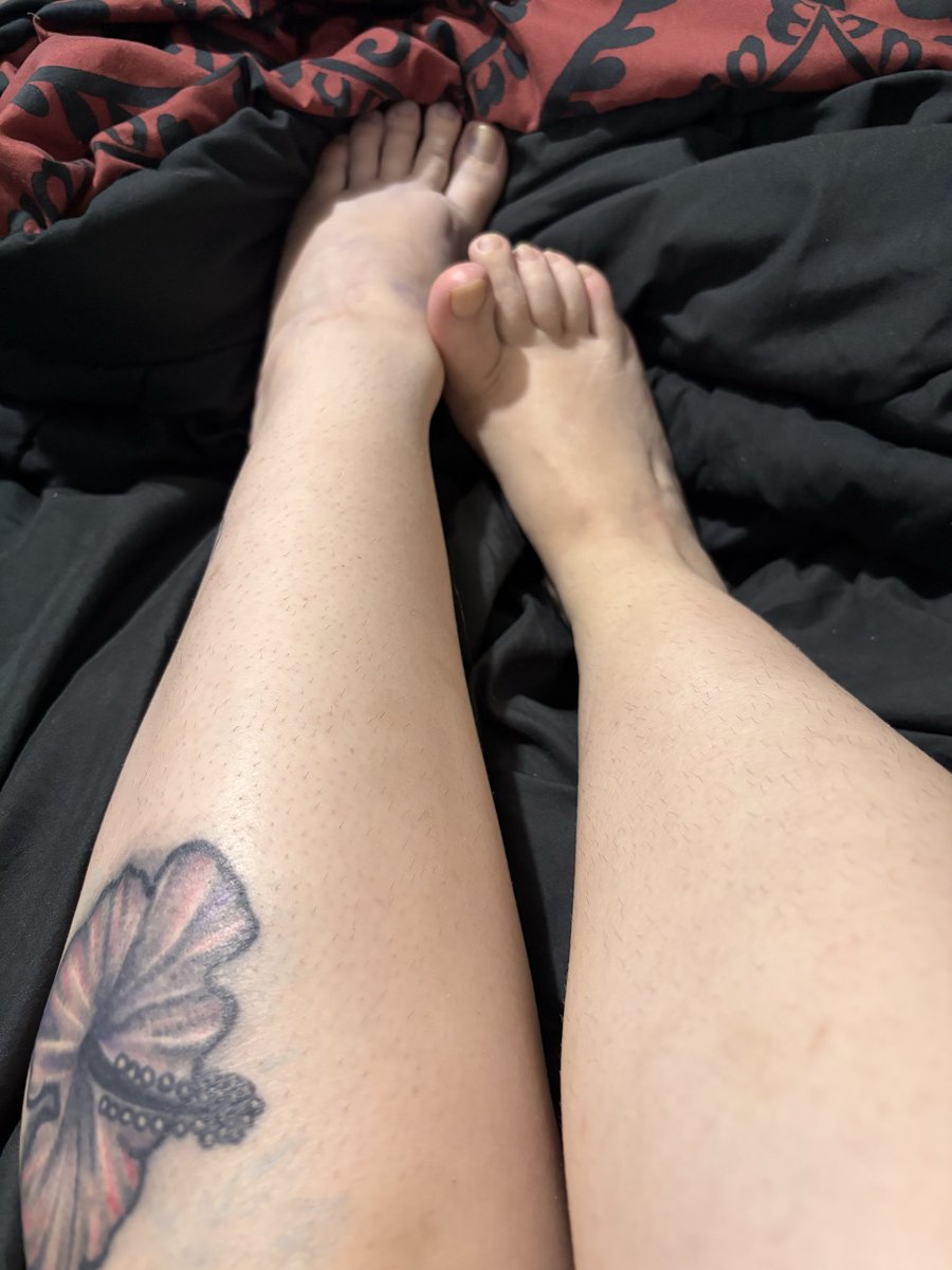 Cosmic_stepz's tweet photo. What are you losers waiting for? 🥰
$bbytootzies 
🔗🔗🔗 in bio
#foot #footfetısh #feetfetısh #feetworshi̇p #feetِ #feetfetıshly #feetusa https://t.co/nJO2KoXUIb
