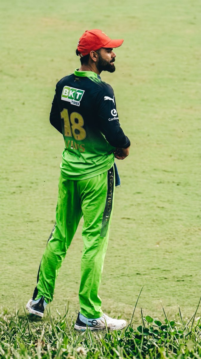 sayli665591's tweet photo. Goodu wali morning sbko 💚🎀✨
.
.
.#viratkohli #loml #chiku #mylove #cutie #rcbian #rcb #royalchallengersbanglore
.
. https://t.co/OFNyd7qXmW