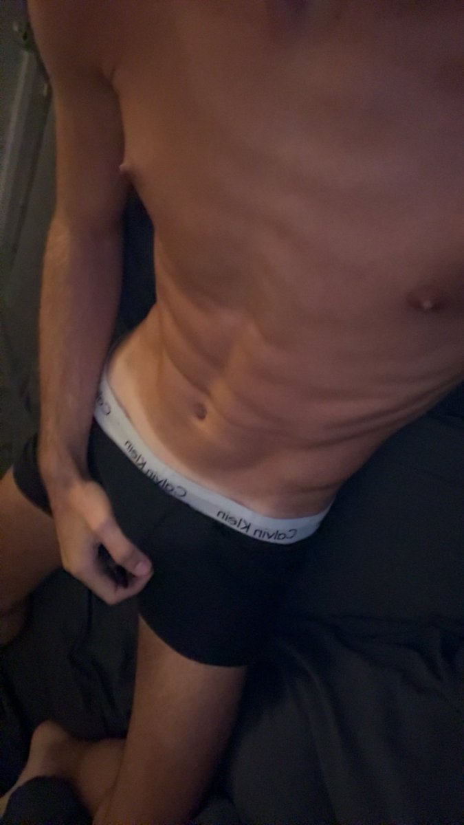 CharlieMCR2's tweet photo. One Or Two… 🤨

https://t.co/0Rc6xwWkod https://t.co/qkHNQ9FQ43