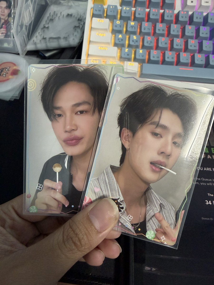 bluebe_9's tweet photo. ถ้าได้บัตร แจกดิวธีแคนดี้ 1 คู่😭🙏🏻

กติกา รี+ฟอล

(สุ่มหลังได้บัตรแน่นอน)

#DewTeeFancon https://t.co/GXJhP6ek8m