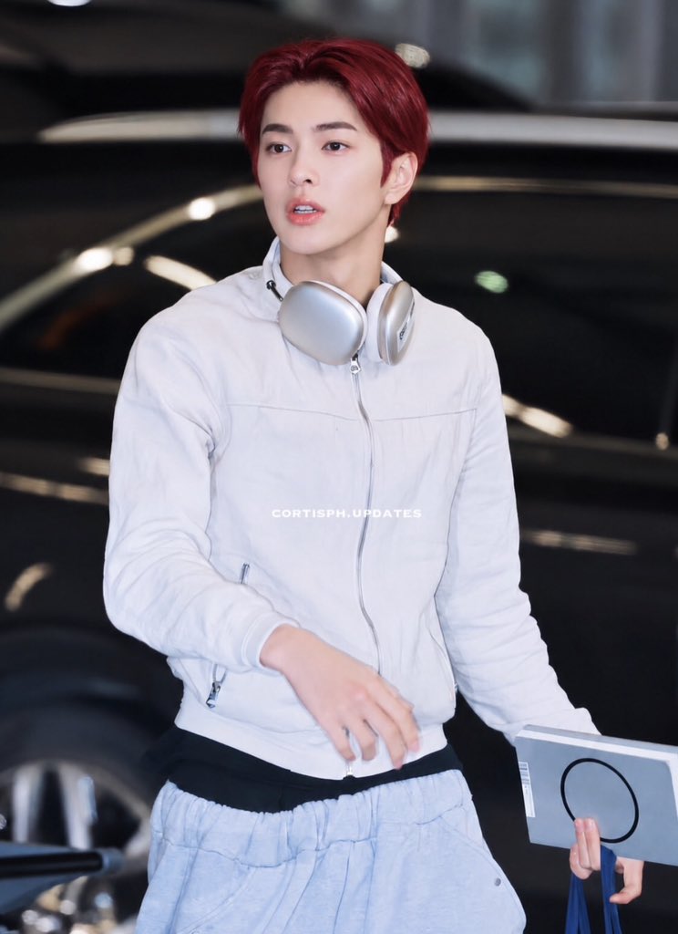 keonhosukajadi's tweet photo. NEMU INI DI IG 😭 WHAT IF KEONHO RED HAIR 😭 WHAT IF ANJG WHAT IF 😭 GAUSAH LAH BISA GILA GUA 😭 GAUSAH LAH GUA ORGNYA GAMPANG MENINGGAL 😭 https://t.co/qOkeDFi2jk
