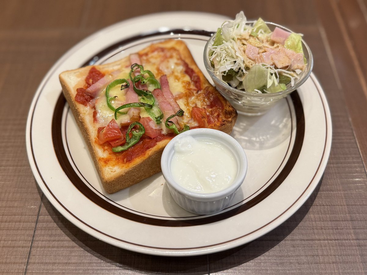 sena_setuna's tweet photo. ピザトーストモーニング
久々のピザトースト🍞
美味しい😋 https://t.co/BVWibXkPhD