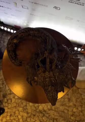 Mr_goji54's tweet photo. 🚨 First look at the ‘Godzilla Minus Zero’ Popcorn Bucket.

World’s Largest ever released.

(source: https://t.co/TKDhuxV7PA) https://t.co/J6VROdWtwW