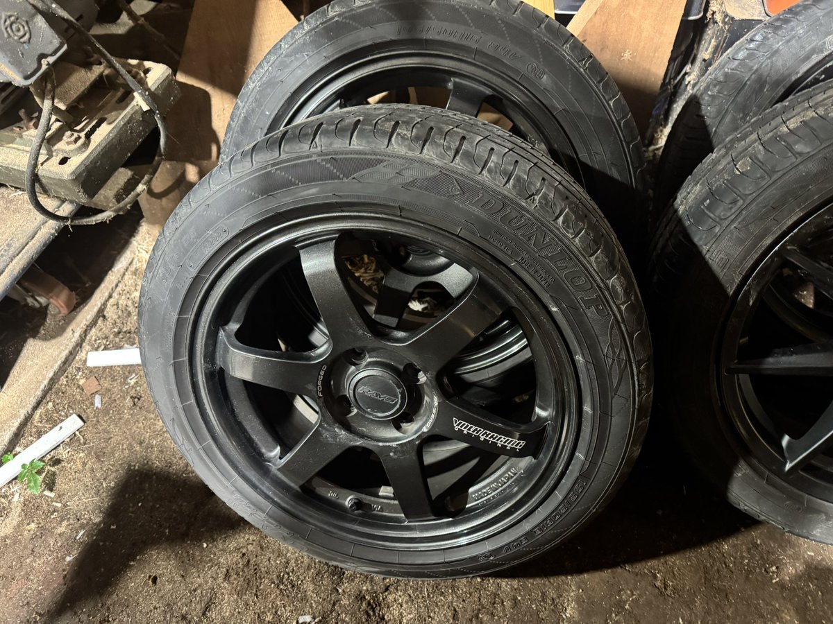 MiraBitch92's tweet photo. 【募集】
 #ホイール売ります
 #ホイールうります

●価格
2本セット
￥40,000

●ホイール
RAYS
TE37
7J+48
PCD100
4h

●タイヤ
ダンロップ
195/50R16
溝まだまだ残ってます

綺麗にして渡します
引き取り大歓迎
関東なら持っていきます
千葉県から
多少の傷汚れあり https://t.co/e6ZcgnL9yX