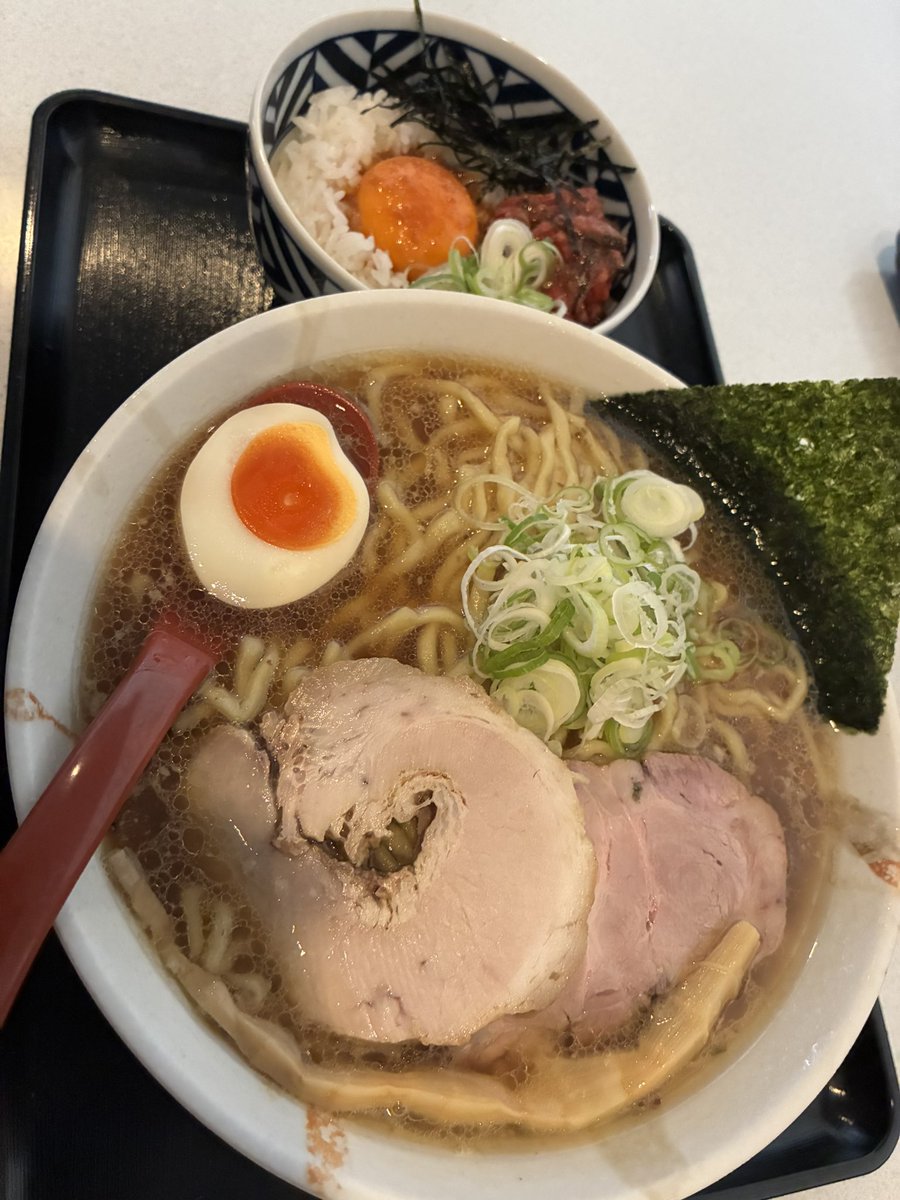 jkotterij's tweet photo. 日向限定

松茸ラーメン🍜

まじで料理うますぎるって❤️ https://t.co/0yMesNeOUL