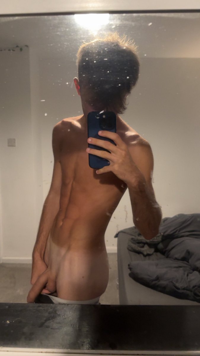 CharlieMCR2's tweet photo. Why dis kinda eat tho 🍑 

https://t.co/0Rc6xwVMyF https://t.co/sdZNH9SGQm