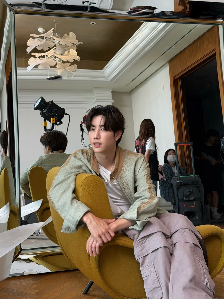 jrymay_'s tweet photo. แล้วกูจะไปไหนรอดอะ🥺 https://t.co/gTRr7NQpzo