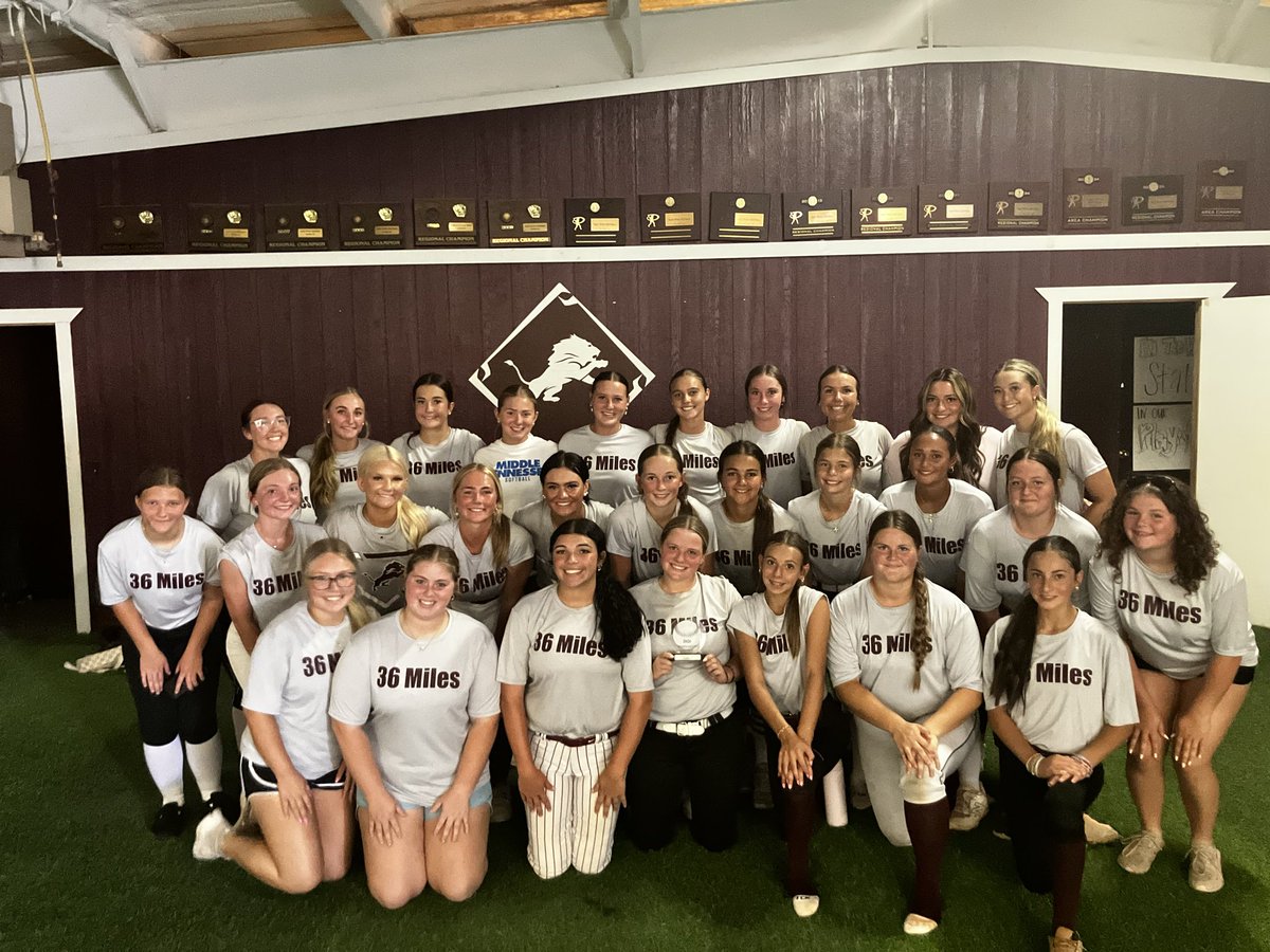blanchardDWWD's tweet photo. Ready for October!

Chisholm Trail Champions ✅
HOOT Champions ✅
Undefeated District Champions ✅
Regional Champions ✅
31-0

Super Regionals on deck

#DWWD https://t.co/4W7K4TV08N