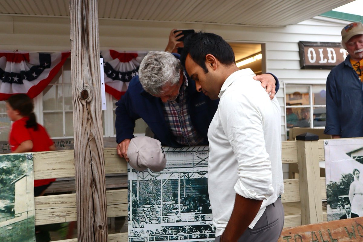 VivekGRamaswamy's tweet photo. Great time at the Brown County Fair today. It was wet, it was rainy, and the community still came out strong. Rural &amp; small-town Ohio is the backbone of our state, and I won’t forget it next year. https://t.co/mM1GNhiRhv