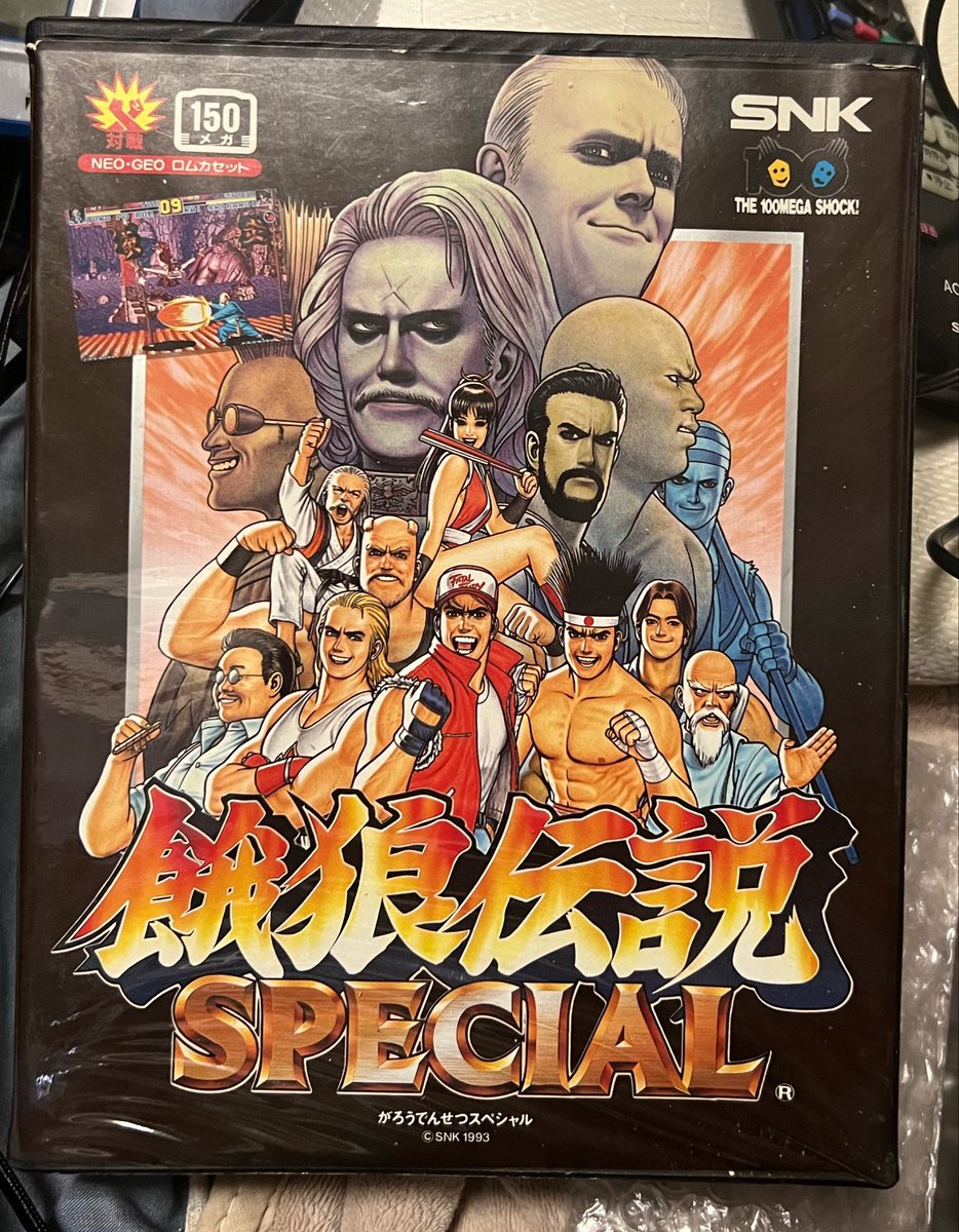 independentnet_'s tweet photo. みなさんゲームしてますか？
今日はネオジオROMを久しぶりにひっぱり出してプレイ。この餓狼伝説スペシャルはドフで2000円で購入。取説に痛みがあるがこの値段だったら購入しました。
ネオジオは画像も良く凄いですね。
本体も傷等があるが宝物です。 https://t.co/kNhQMo17V1