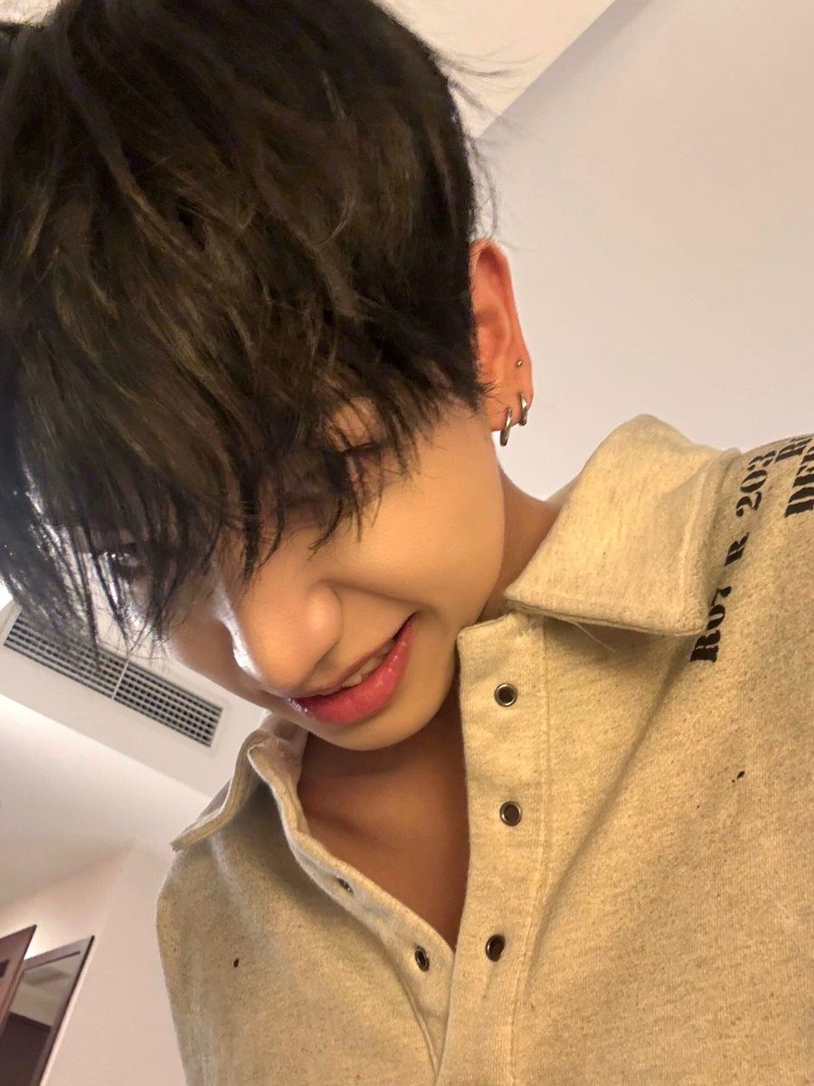boynextdoorina's tweet photo. [WEVERSE] 261002 - #JAEHYUN

hadiahnya udah dateng niyy (aegyo tone)

#BOYNEXTDOOR #보이넥스트도어 https://t.co/8UGIGJM96K