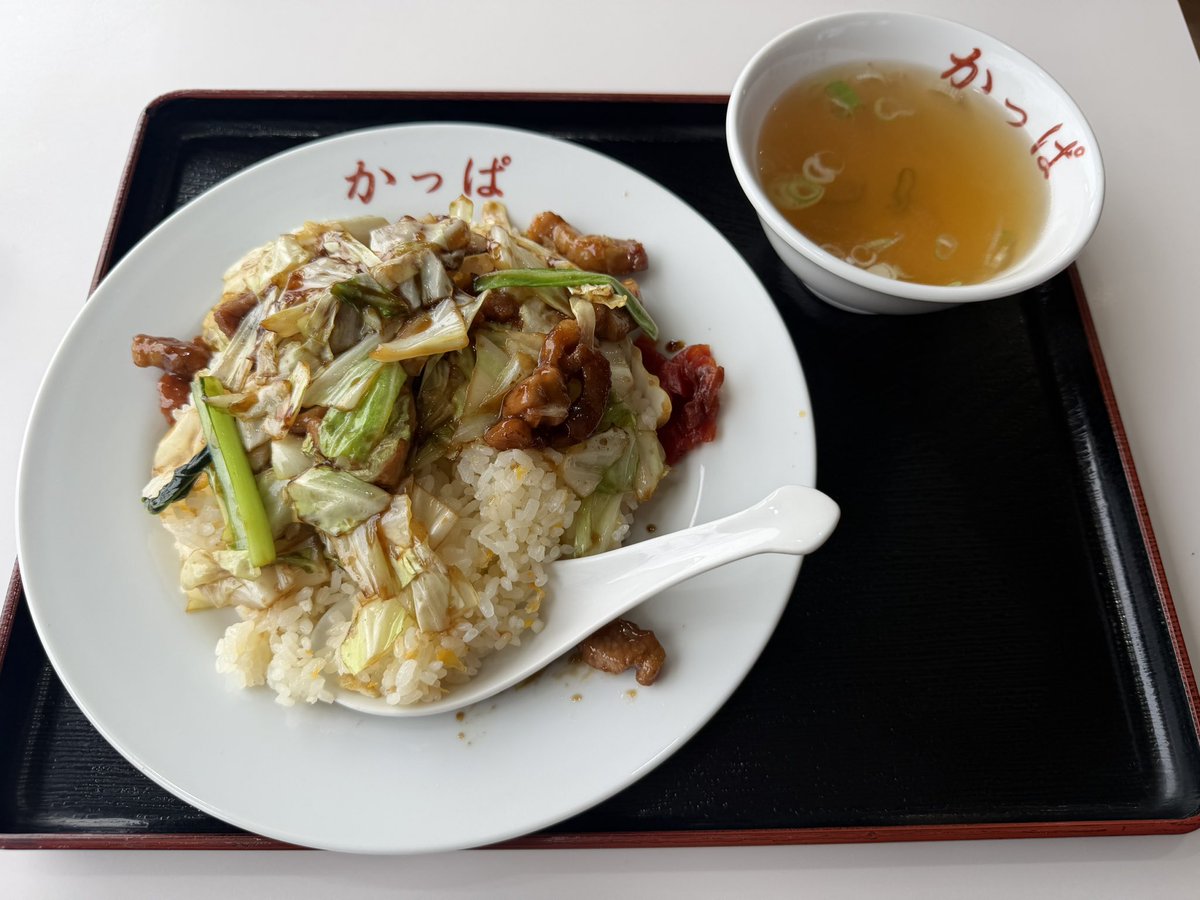 marikatomiyuki's tweet photo. 2ヶ月ぶりの稲取に到着🚗³₃

毎回ワンパターンで何ですが･･･

肉チャーハンは外せません😋 https://t.co/iyA3rYAlFy