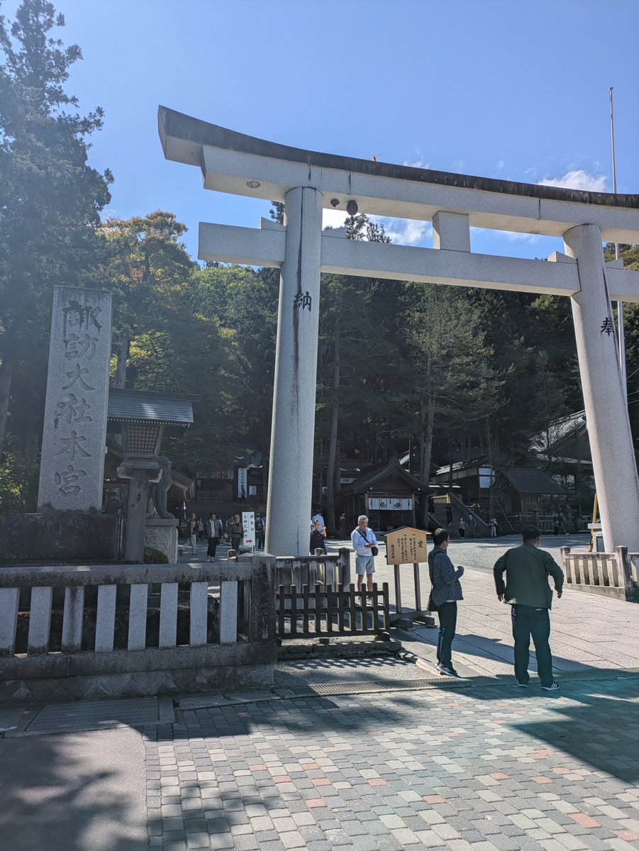 kobacan0126's tweet photo. 昨日は、小布施。
今日は、諏訪大社ナウ。 https://t.co/c5GXKVOdno