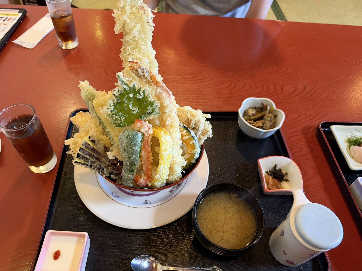 hibiki_UDC's tweet photo. 天丼！ https://t.co/ZzFaEe1n9x