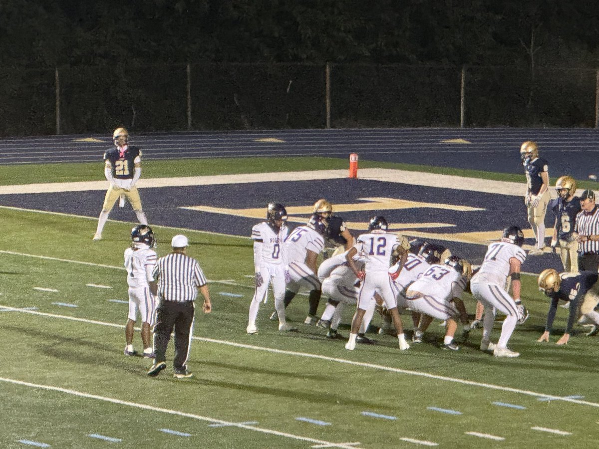 ESchmidtLemont's tweet photo. Victory formation, @TFNFootball with a 7-3 win at @lemont_football. @mikeclarkpreps @Millar_S https://t.co/yVCPtG6H2d