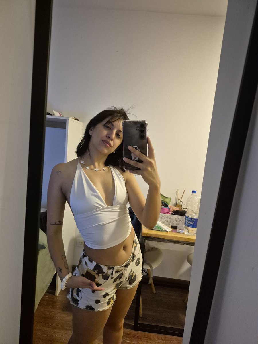 paoliitage's tweet photo. #NuevaFotoDePerfil https://t.co/UPiqXSejoJ