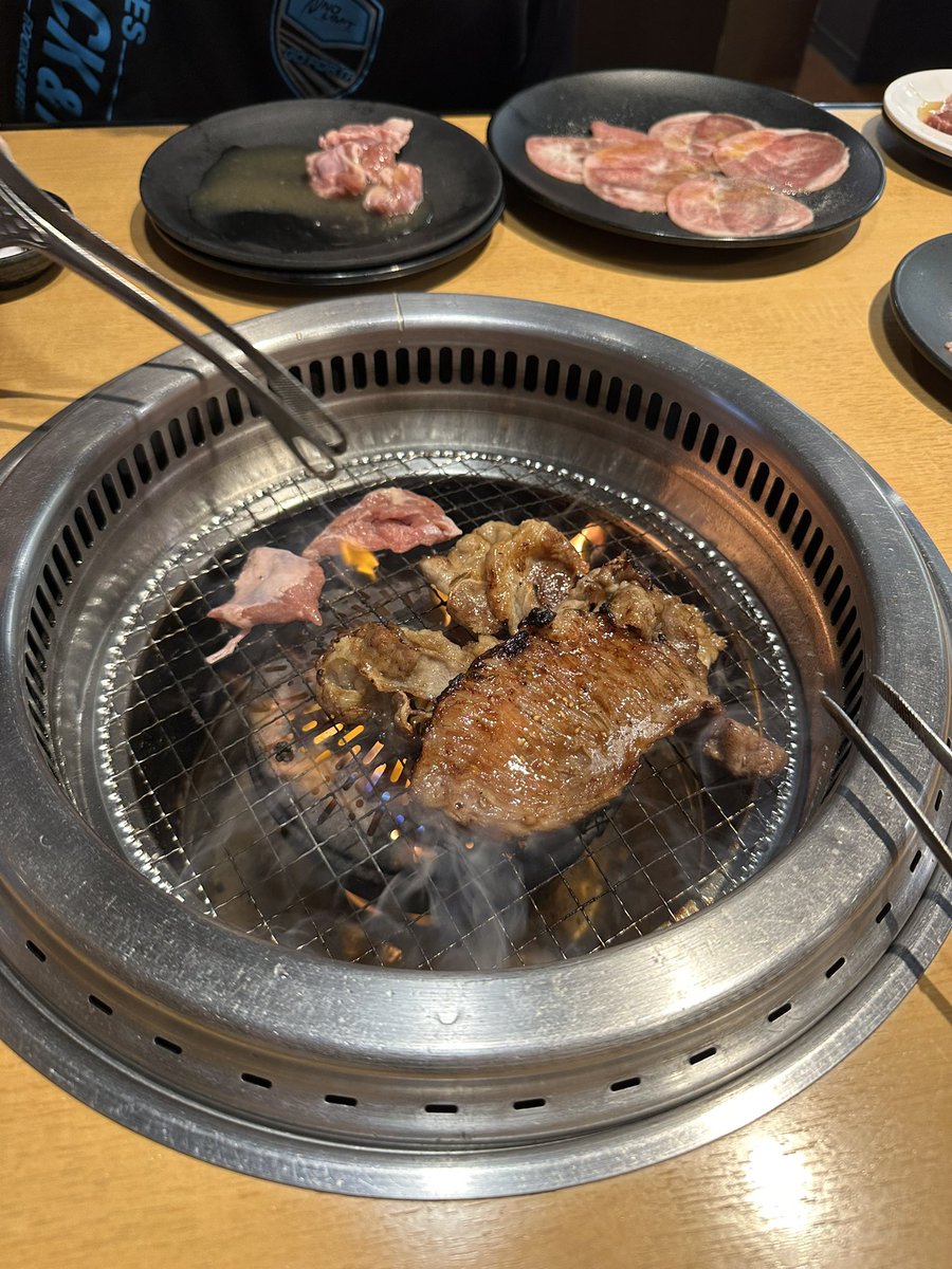Rzyfury's tweet photo. 焼肉🍖 https://t.co/wXmvjqKfPD
