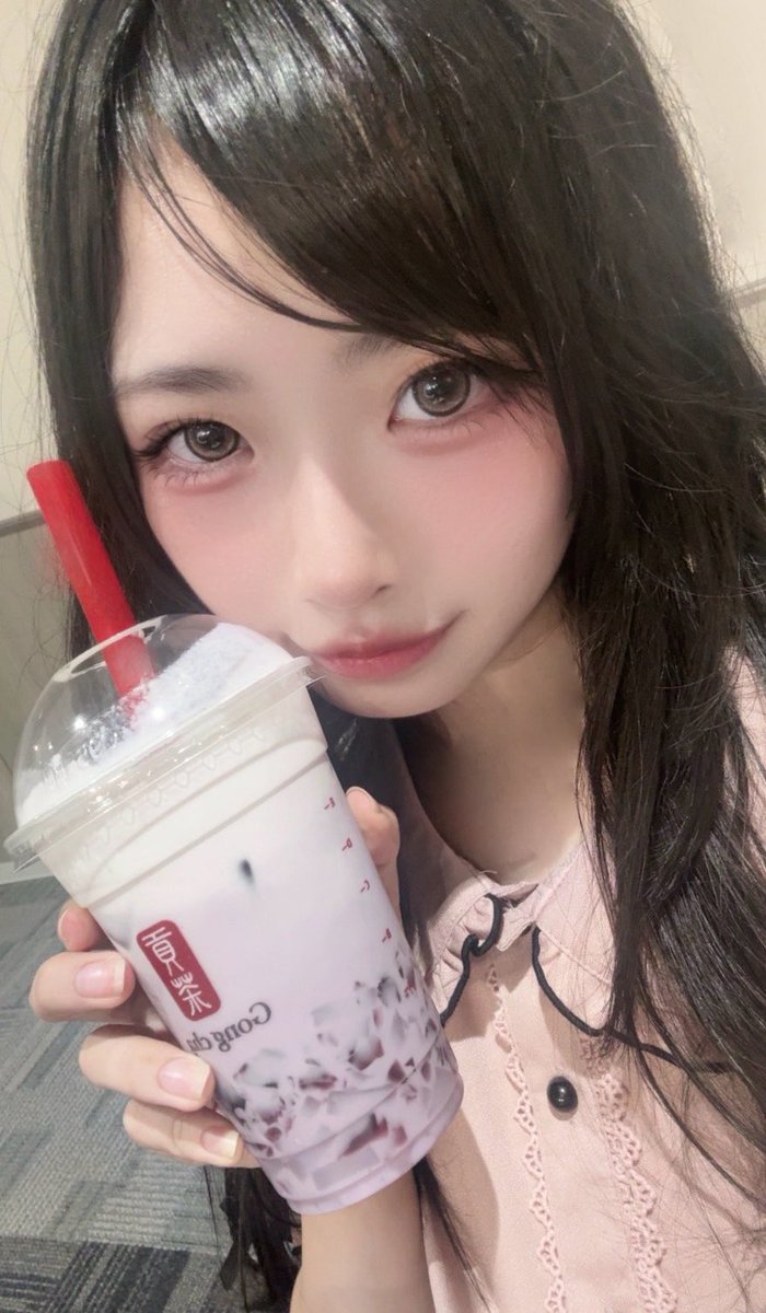 Ichika_CHEReB's tweet photo. おはウパ‼️‼️꒰( ˙ᵕ˙ )꒱
昨日なんにもできなくてごめんなさい……( ᯅ̈ )💦
今日は出ます‼️‼️ #CLUBRAGZA さんです‼️岐阜の方も‼️そうでない方も‼️見に来てくれると嬉しいです( ¨̮ )🩵
#名古屋アイドル
#CHEReB
#StarWindowsMusic
#水色担当 https://t.co/EaFlLAJL4T