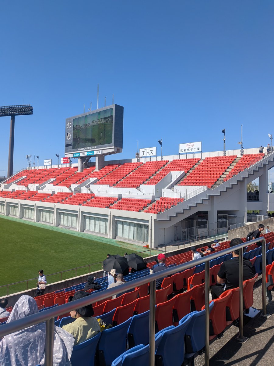 edyedyhkl's tweet photo. 第2の試合を第1でみる。

人いっぱい
クボタ人気すごいな💡 https://t.co/DpUCrZSYqi