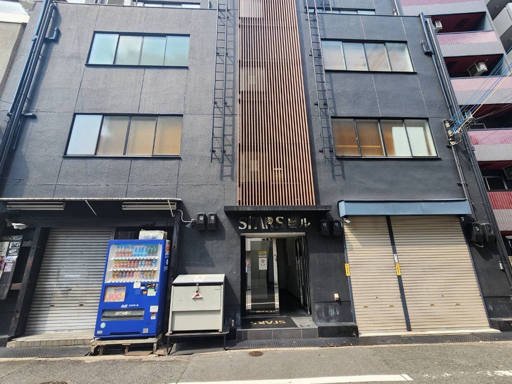 Bluve_osaka's tweet photo. 大阪梅田のポケカ専門店
"TCG SHOP Bluve"です✨

【本日の営業時間】
12：00～16：00

【買取受付時間】
12：00〜14：30

本日も皆さまのご来店を心よりお待ちしております！🌈

#ポケカ                       
#PokemonTCG 
#TCGSHOPBluve https://t.co/2Rk4fJRq1L