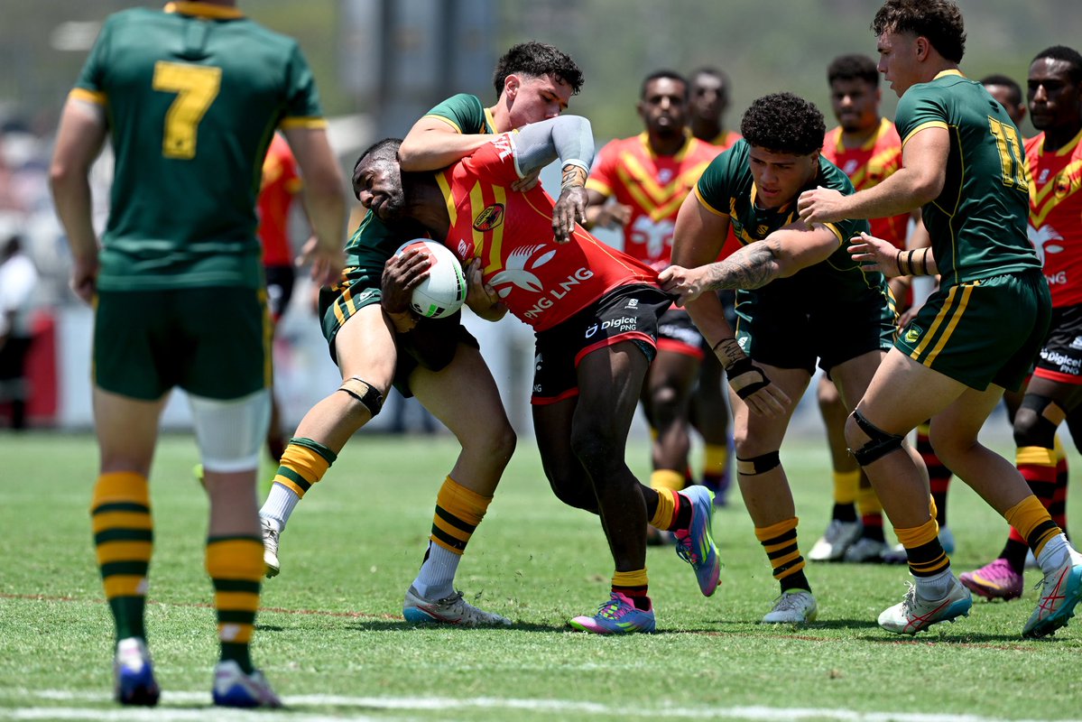 thecastpatrol's tweet photo. THE JUNIOR KUMULS HAVE BEATEN THE AUSTRALIAN SCHOOLBOYS 18-10! 🤩🇵🇬✅

A huge win for Papua New Guinea! What a result! 🔥

#PapuaNewGuinea #PNG #PNGKumuls https://t.co/uWZC9RkUQ6