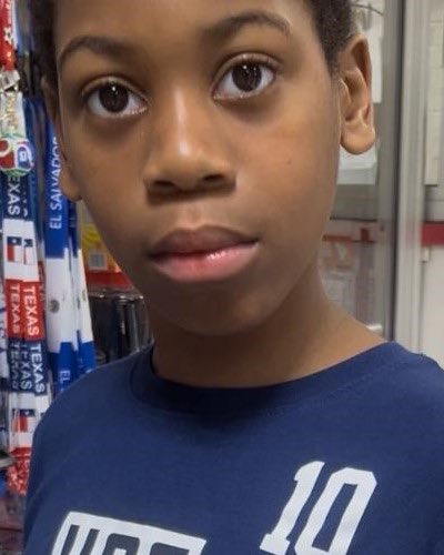 Ohio1ShyGirl's tweet photo. #TEXAS    #Houston 
Isaac Bell-Byrd, 11  MD:10/02/26
⚠️￼🎯MISSING  11  YO🎯⚠️
#MissingChild ‼️Please Share‼️ 
☎️Houston Police Department (TX) (713) 884-3131  #MissingPerson  #MissingPeople     https://t.co/SdADJ8DhBH https://t.co/zdEyv2Qec2