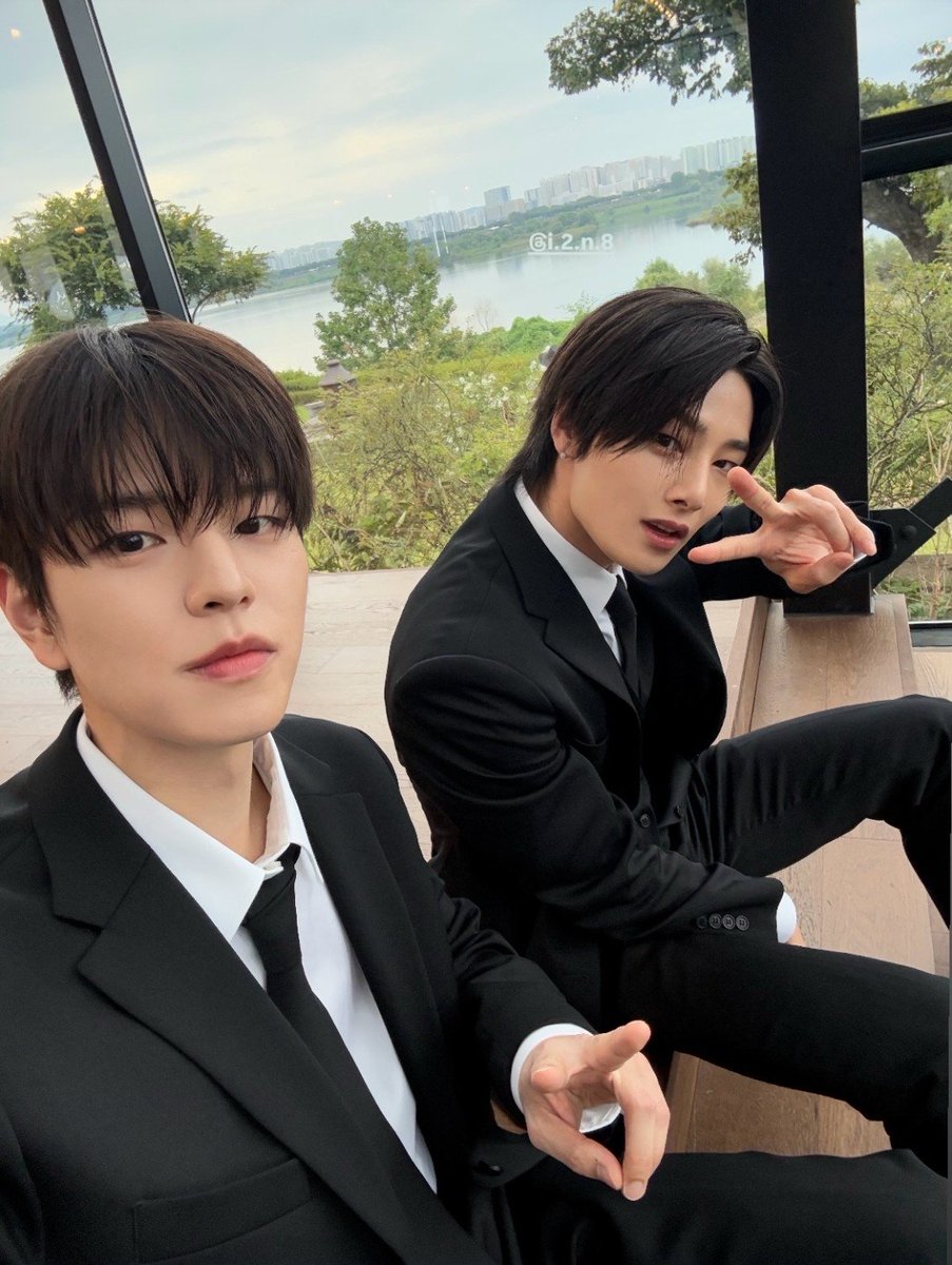 Haru_making_'s tweet photo. マンネズ結婚式から1年が経ちました。 https://t.co/fN8IOxkYFV