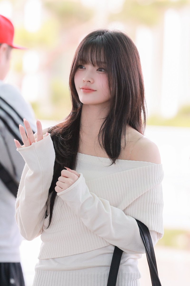 iropkp24's tweet photo. 2610 261003
#ILLIT #IROHA #이로하 #イロハ https://t.co/w9egMGQs7t