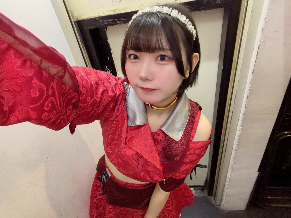 SIU_RED_i's tweet photo. おはよ！ https://t.co/DDdrF2rHbt