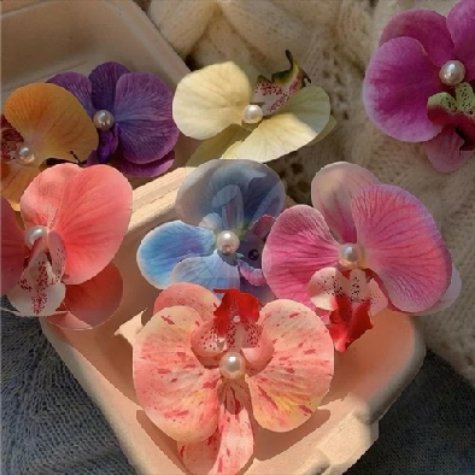 st4rrel's tweet photo. hair accessories 🌸🌺

— a thread https://t.co/u0P284yM4Z