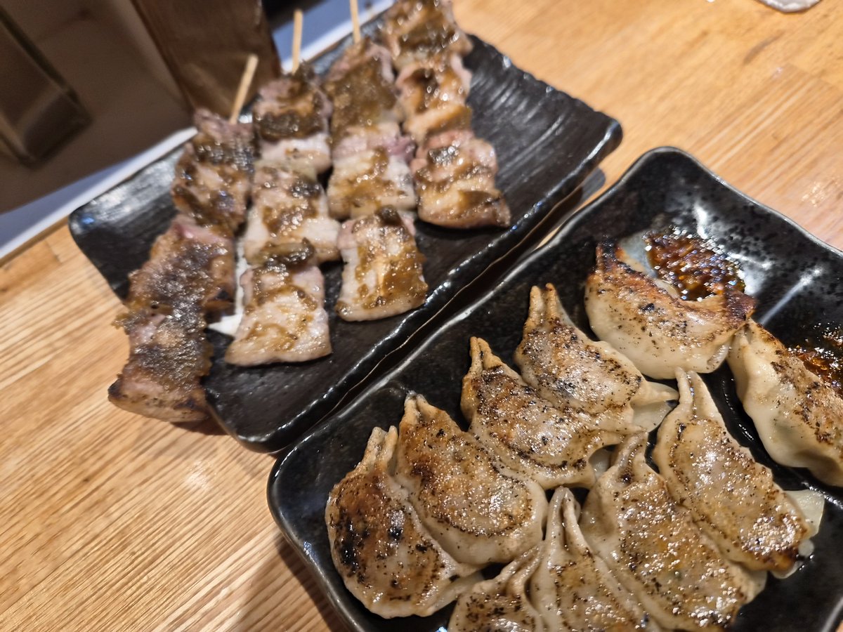 hiromintaka's tweet photo. お久しぶりのでぶちゃん🍜美味しかったぁ～😋✨️ついお酒も美味しく呑み過ぎてしまった🤭長年馬場にいて、職種違えど…主人が感動✨️外国人扱うことしかり、従業員が完璧の、皆が成長していることに…お客からみても学ぶことあり、めっちゃ、今日は、足を運んでよかった…🥰
＊写真添付忘れ 再投稿 https://t.co/HHXGfgxtoC
