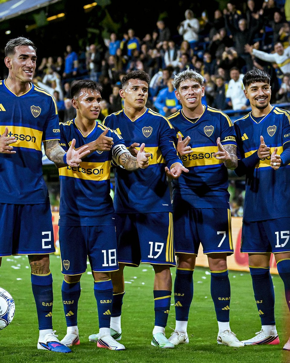 la12tuittera's tweet photo. 🙌ES VIERNES A LA NOCHE Y GANÓ #BOCA. 💙💛💙 https://t.co/9LVDaFz4m4