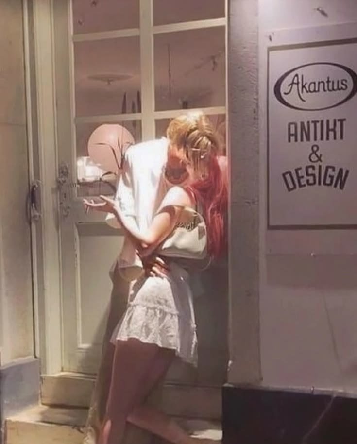 CookiesandKen's tweet photo. Pov: Entras a la Galería de Nath desde que es novio de Mayu: https://t.co/8vo2oDr4oV