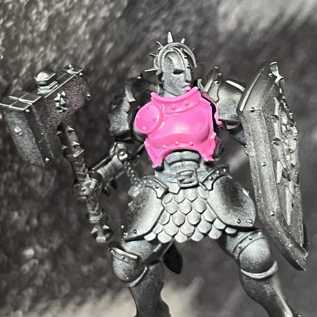 warhammerIKE's tweet photo. 【トーンプロ、みんなの声】

・隠蔽力※がスゴい！
・黄色、ピンク、白が夢みたいな隠蔽力！
・なんだこの隠蔽力は！

※ 下地を隠すパワーの事。
　高ければ高いほどベースペイントが楽になるのだ！ https://t.co/i26fDj46sL