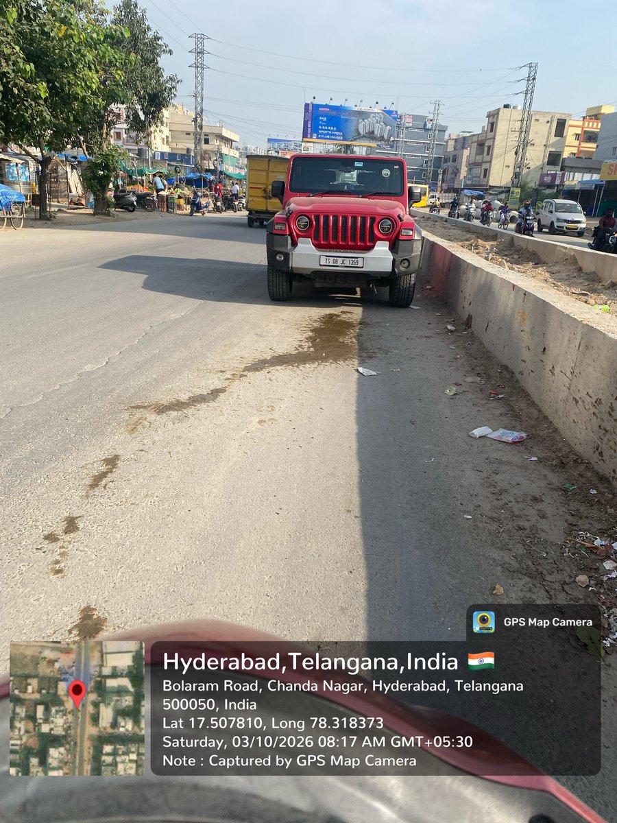 mj4society's tweet photo. @CYBTRAFFIC 

Wrong side driving
illegal parking 
fancy number plate 

Issue 3 different challans and sieze this vehicle https://t.co/O5R2Ftem0d