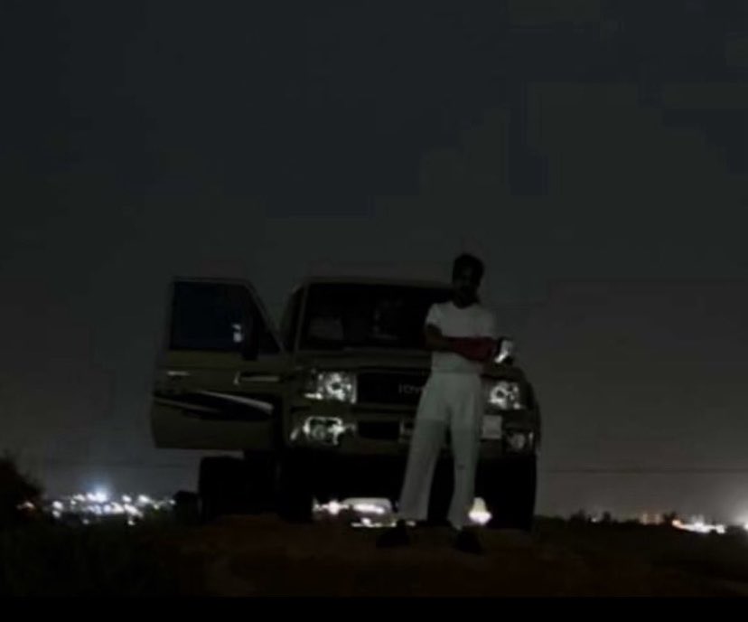 aw_ix4's tweet photo. الشيطان وهو يشوفني اسهر عشان اصلي الوتر والفجر وتفوتني الظهر والعصر https://t.co/XzbzN882o5