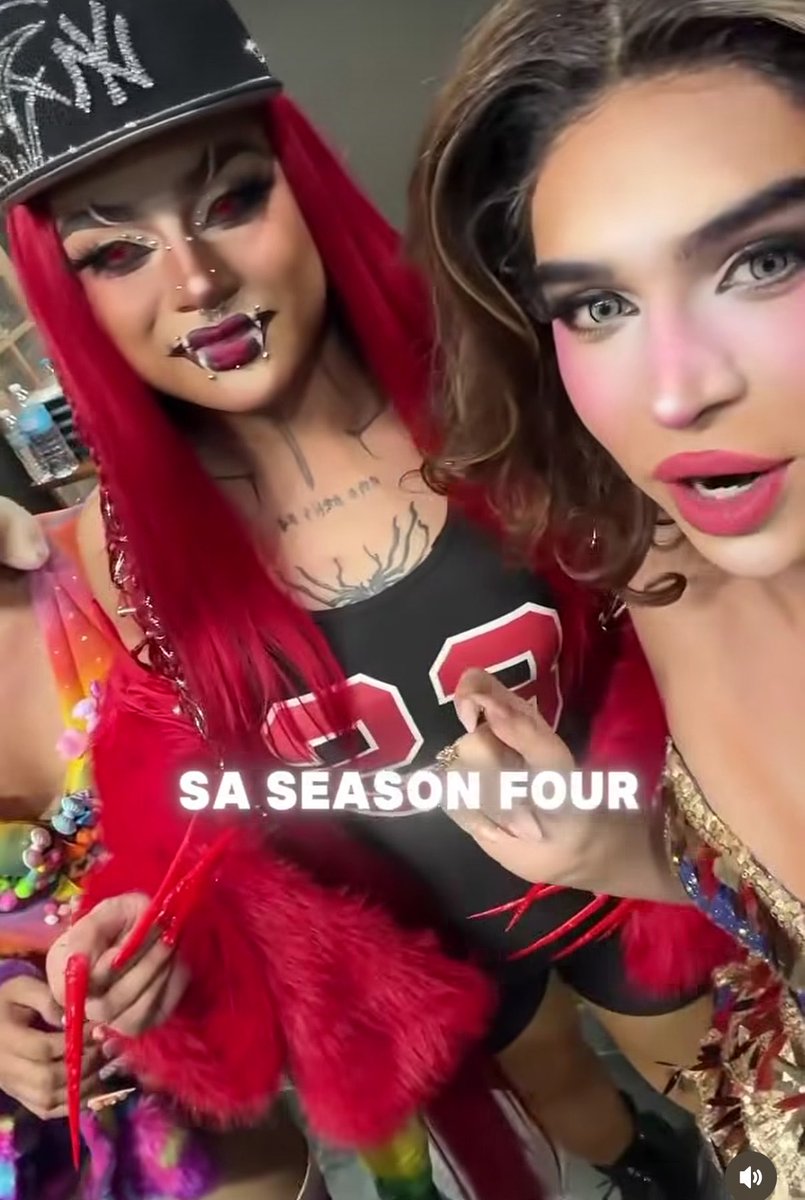 TeamVinas's tweet photo. ANONG AABANGAN NATIN SA SEASON 4?

#Viñasks is back na rin, mga misis! With @itsandycrocker and @katanafied 💥

Nasa IG na ni Misis! 💋
🔗: https://t.co/yIW0LvxPu9 https://t.co/WvIxVMLEEZ