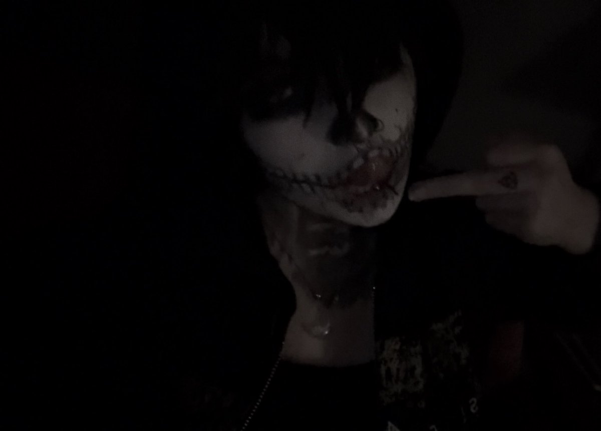 noctstral's tweet photo. freakkkkkk☠️ missing this look https://t.co/bJe3LVx1XK