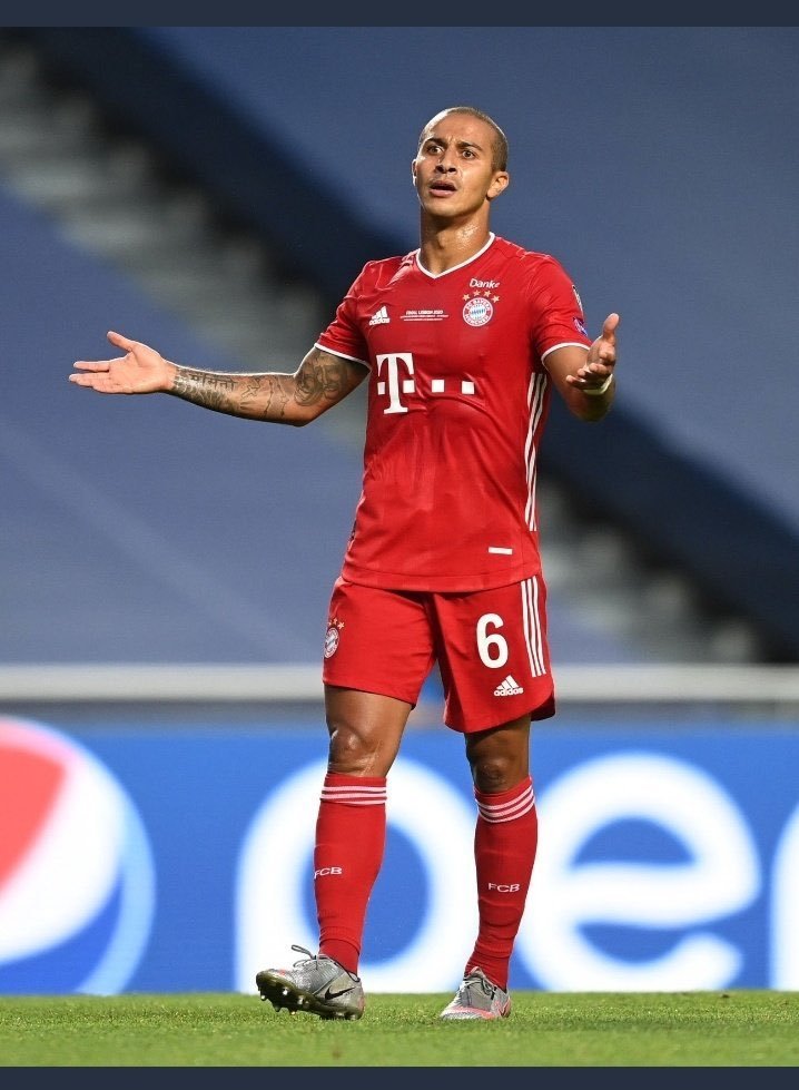raw_1A's tweet photo. @_onlyshaun He must be a rare and high-class player, a maestro Thiago Alcantara
@Thiago6 https://t.co/WBQRDAErMv