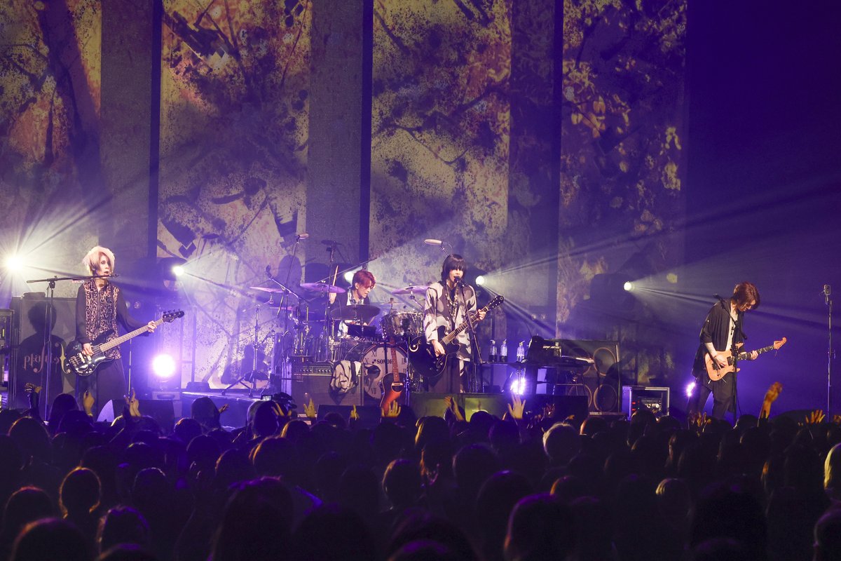 Pla_Staff's tweet photo. Plastic Tree Phylogenetic Tree Tour Act.4
-a piece of “インク”-

セットリストプレイリスト公開！

https://t.co/8zeb0VrePe

#PlasticTree https://t.co/xeCV5FJBOO