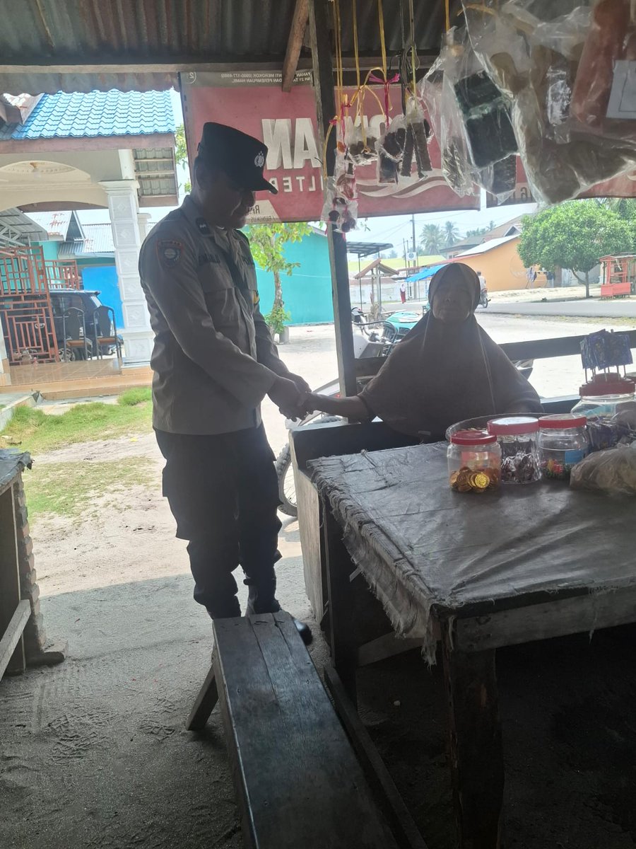 TanjungHumas's tweet photo. Personel Polsek Tanjung Beringin melaksanakan giat Patroli KRYD Guna memastikan wilkum Kecamatan Tanjung Beringin dalam keadaan aman dan kondusif. https://t.co/IgsVHgd1jD
