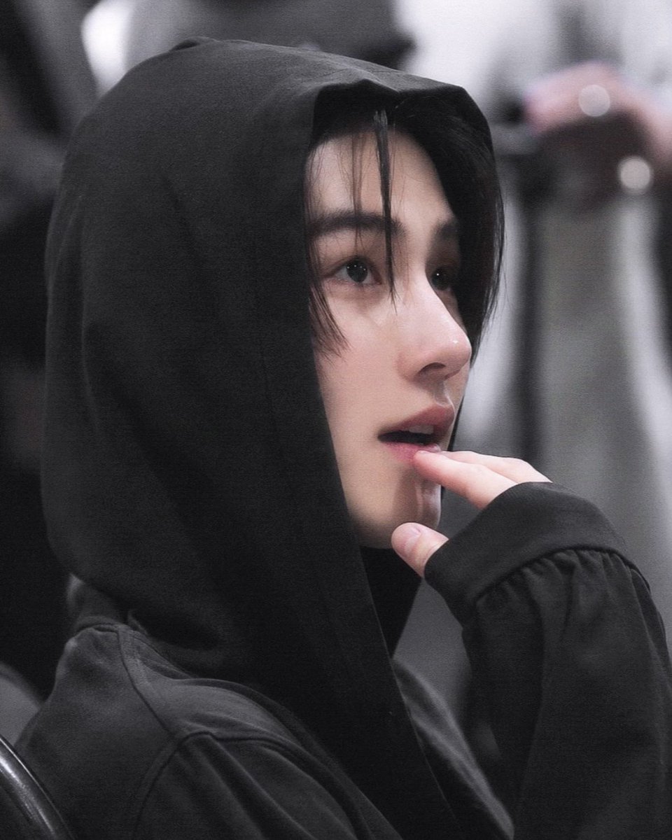 acaijoahae's tweet photo. pretty. stunning. gorgeous. https://t.co/IkneVFI3Ah