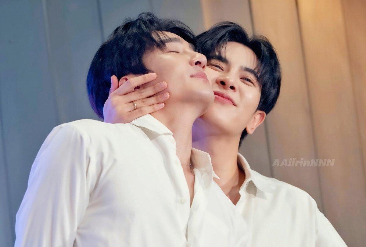 AAiirinNNN's tweet photo. หนูจุ่มแก้มพี่ พี่จุ่มแก้มหนู อ้ยยน่ารัก เอ็นดูคนเขินจริงwa 🤭

EARTHMIX STW HAPPY FAMILY                   #GMMTVFANIVAL2026HappyFamilyxEM 
#เอิร์ทมิกซ์ #EarthMix https://t.co/lwmfRnhha8