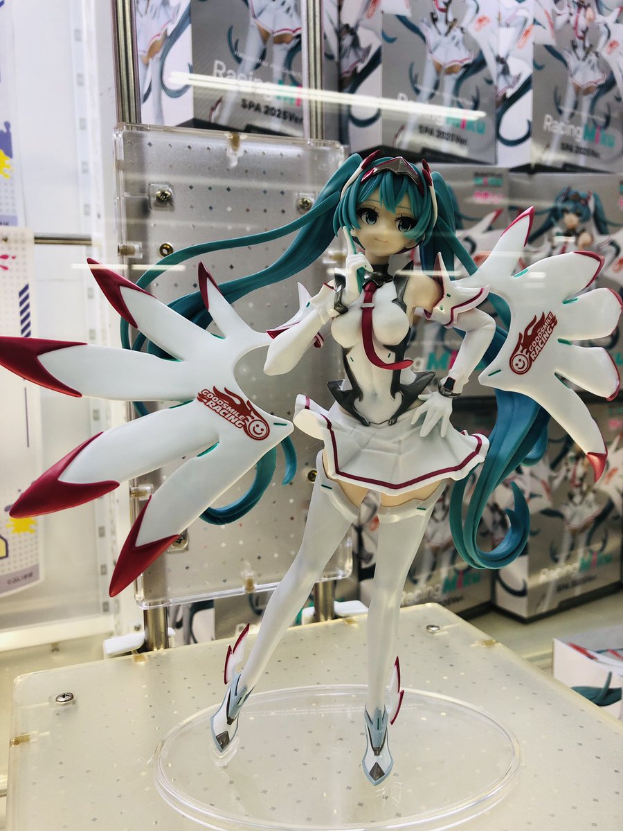 GiGO_kiryu's tweet photo. 【景品情報】

・初音ミク ハイグレードフィギュア 
レーシングミク SPA 2025Ver.

入荷致しました！🏎️💨🏁
皆様のご来店お待ちしております🥳💕
#GiGOMEGAドン・キホーテ桐生　#初音ミク https://t.co/n4ZEdLOQeL